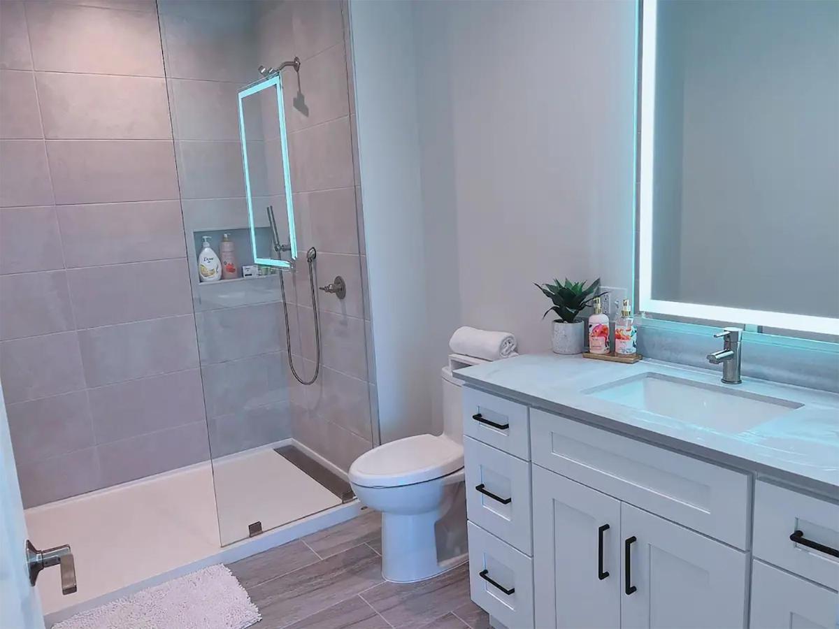 Lux Property Great For 1 To 8 Guests-Family Trip ,5Beds 2Rooms Staycation With Gym And Ev, Proximity To Downtown And Beaches 웨스트 팜 비치 외부 사진