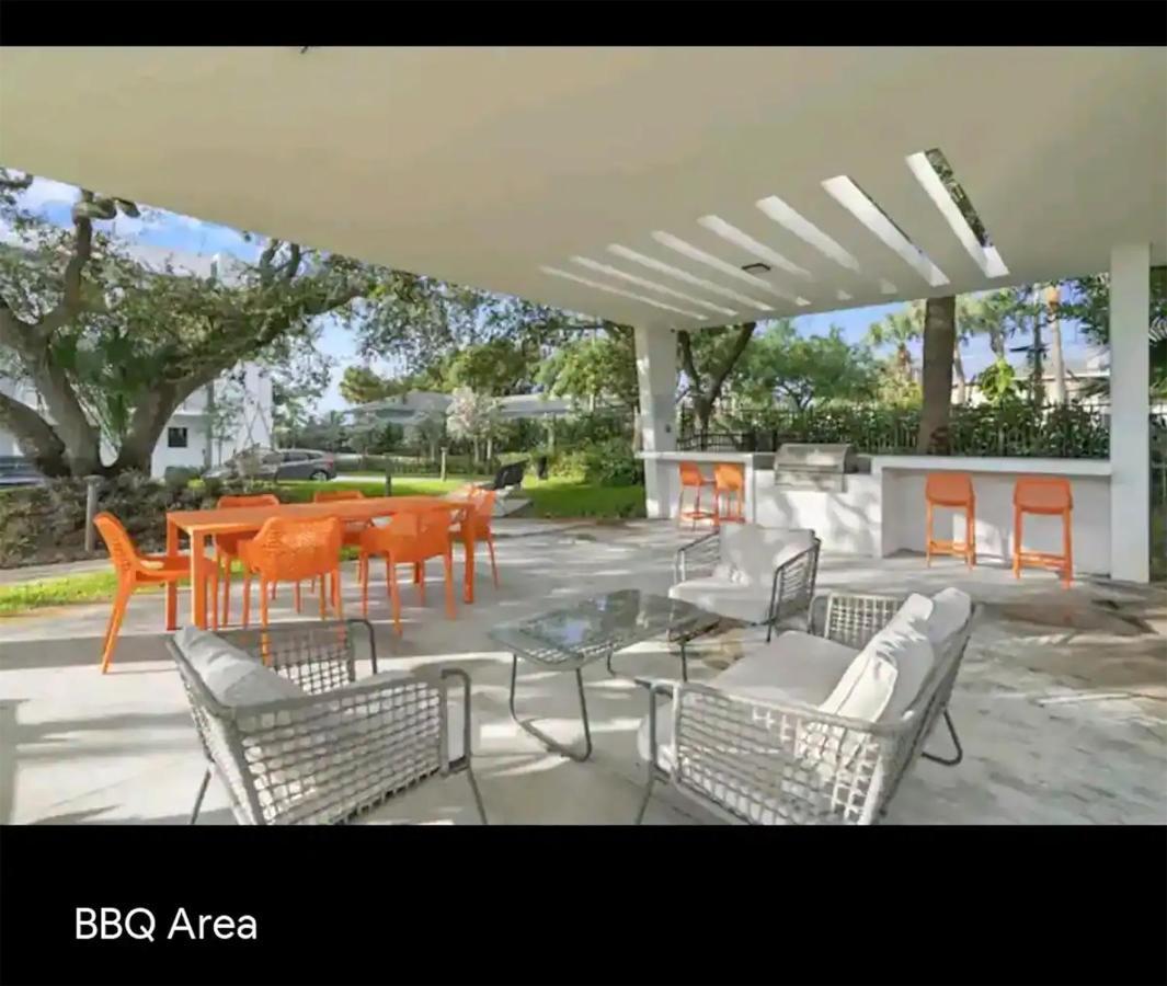 Lux Property Great For 1 To 8 Guests-Family Trip ,5Beds 2Rooms Staycation With Gym And Ev, Proximity To Downtown And Beaches 웨스트 팜 비치 외부 사진