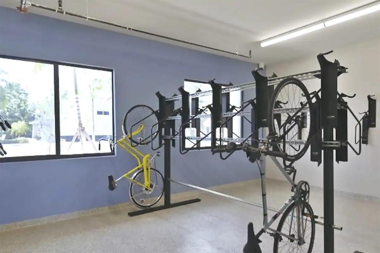 Lux Property Great For 1 To 8 Guests-Family Trip ,5Beds 2Rooms Staycation With Gym And Ev, Proximity To Downtown And Beaches 웨스트 팜 비치 외부 사진